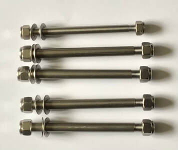 Norton Wideline stainless engine to engine plate bolt kit for cafe racers