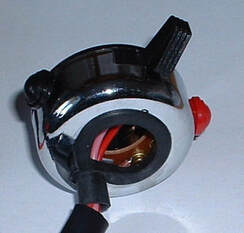 Dip, horn and kill switch for cafe racers